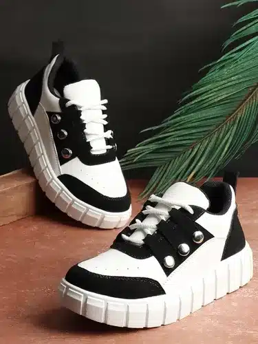 Classic Casual Sneakers
