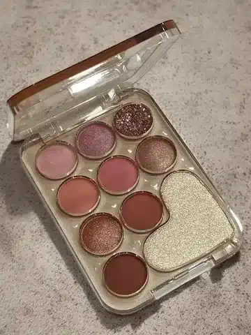 Mini Makeup Palette – 10 Shades + Highlighter
