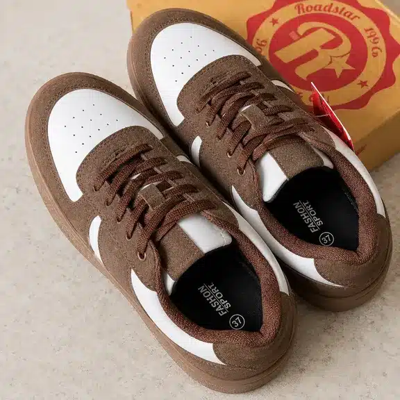 Retro Casual Lace Up Sneakers